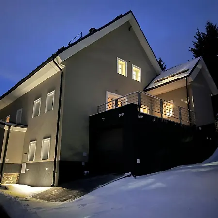 Hillside No. 18 Loucna pod Klinovcem