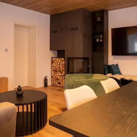 Lägenhet Hillside No. 18 Loučná pod Klínovcem
